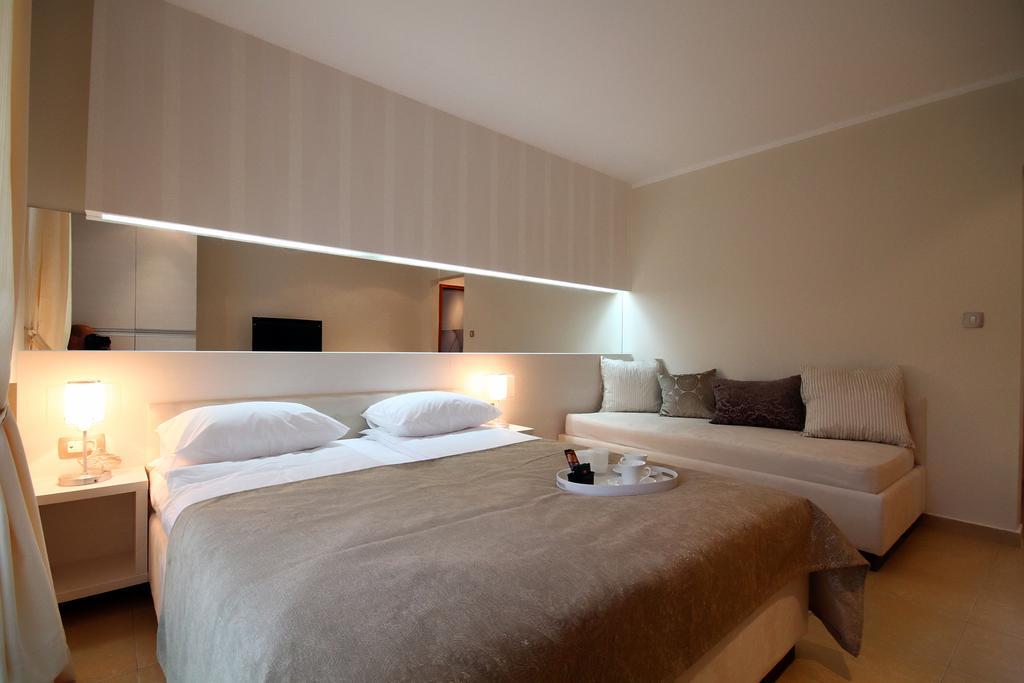 Domador Rooms & Apartments Бечичі Екстер'єр фото